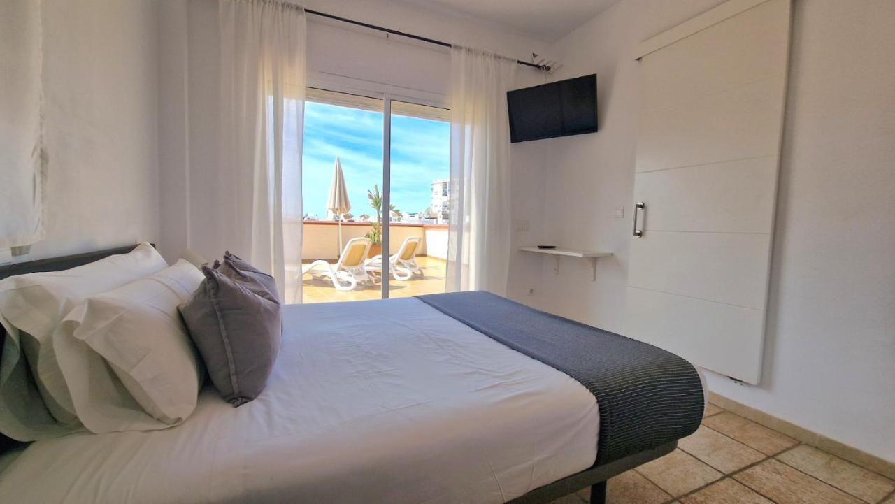 Apartamentos Latin Nerja Εξωτερικό φωτογραφία