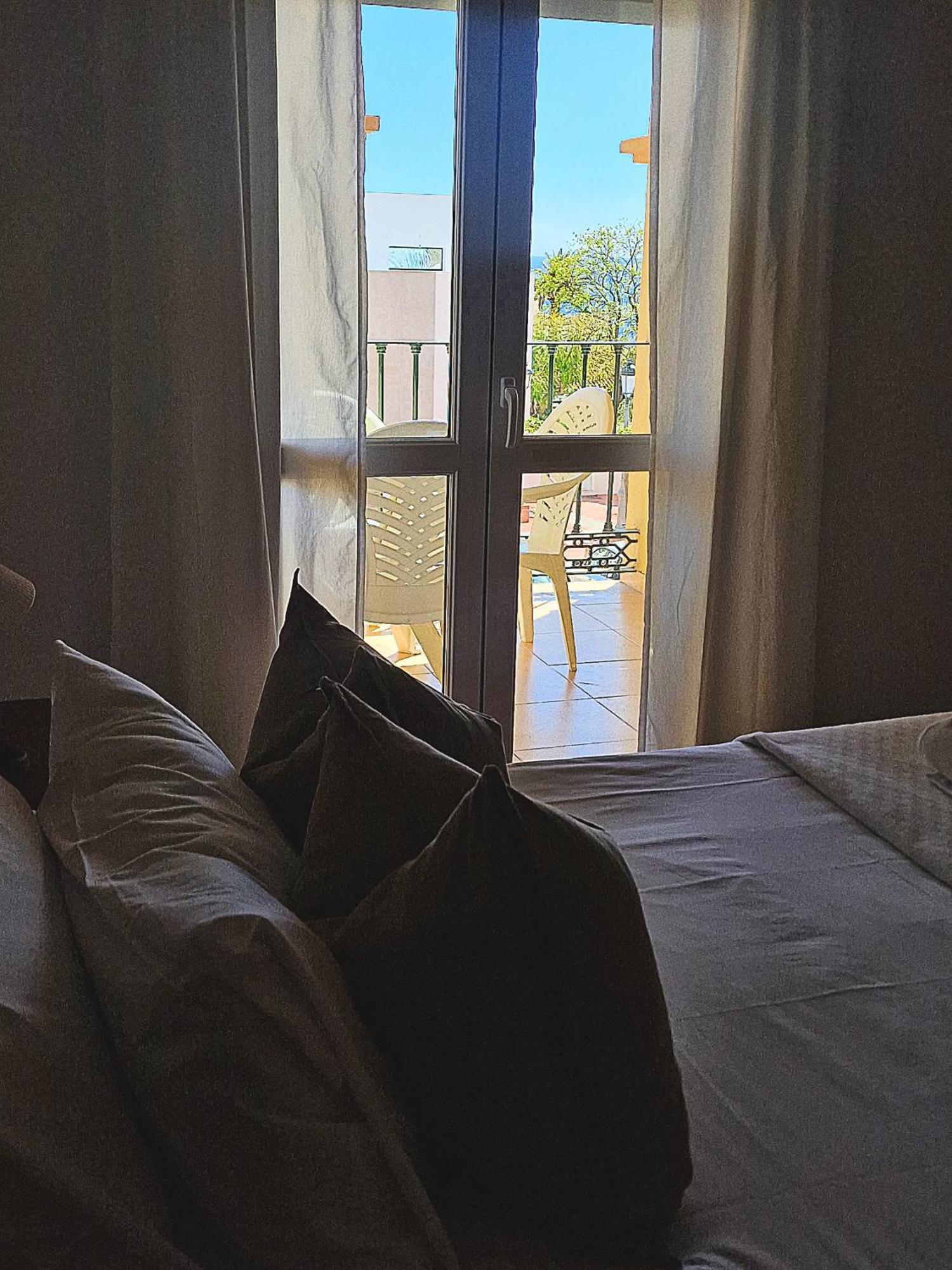 Apartamentos Latin Nerja Εξωτερικό φωτογραφία