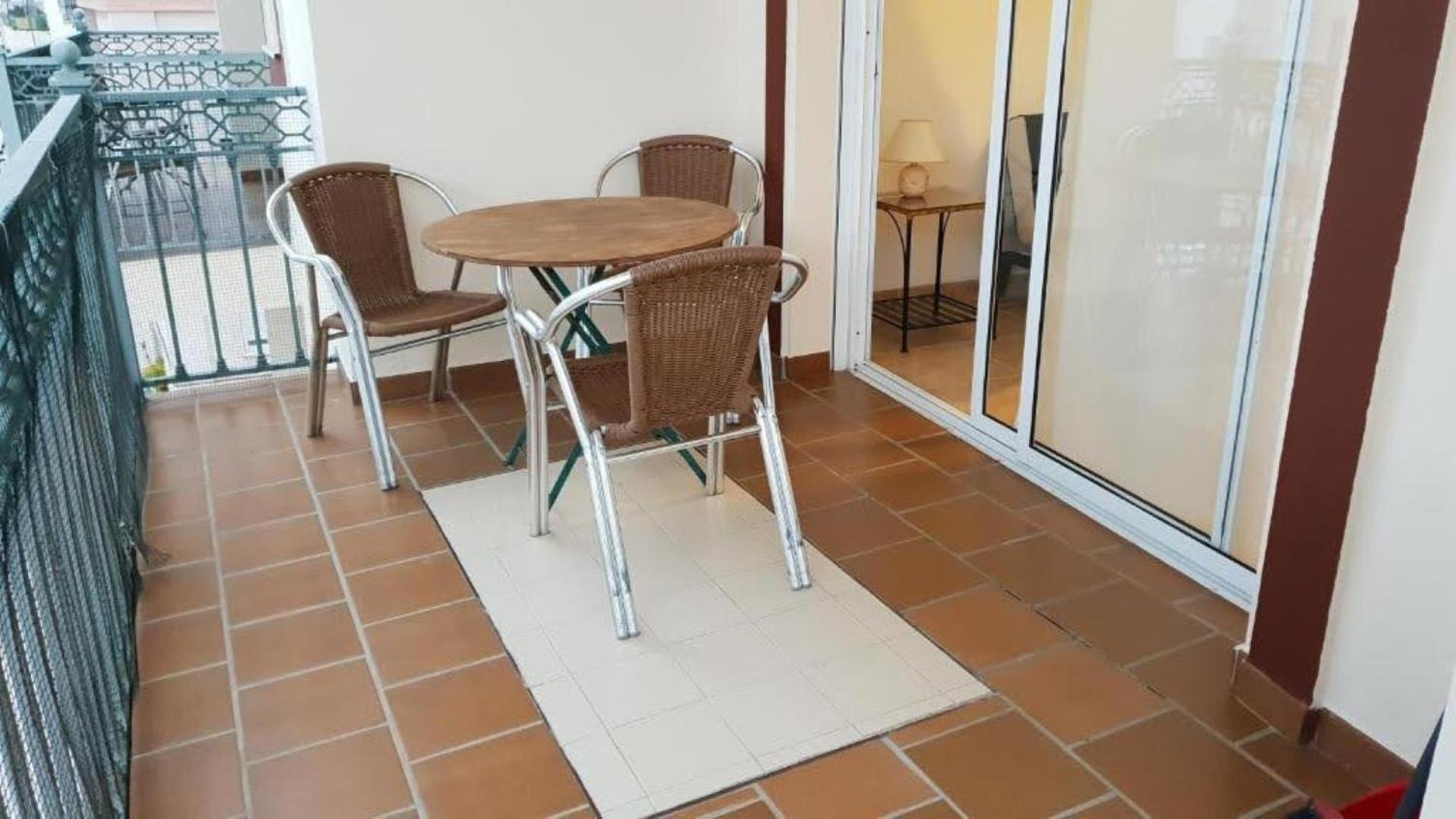 Apartamentos Latin Nerja Εξωτερικό φωτογραφία