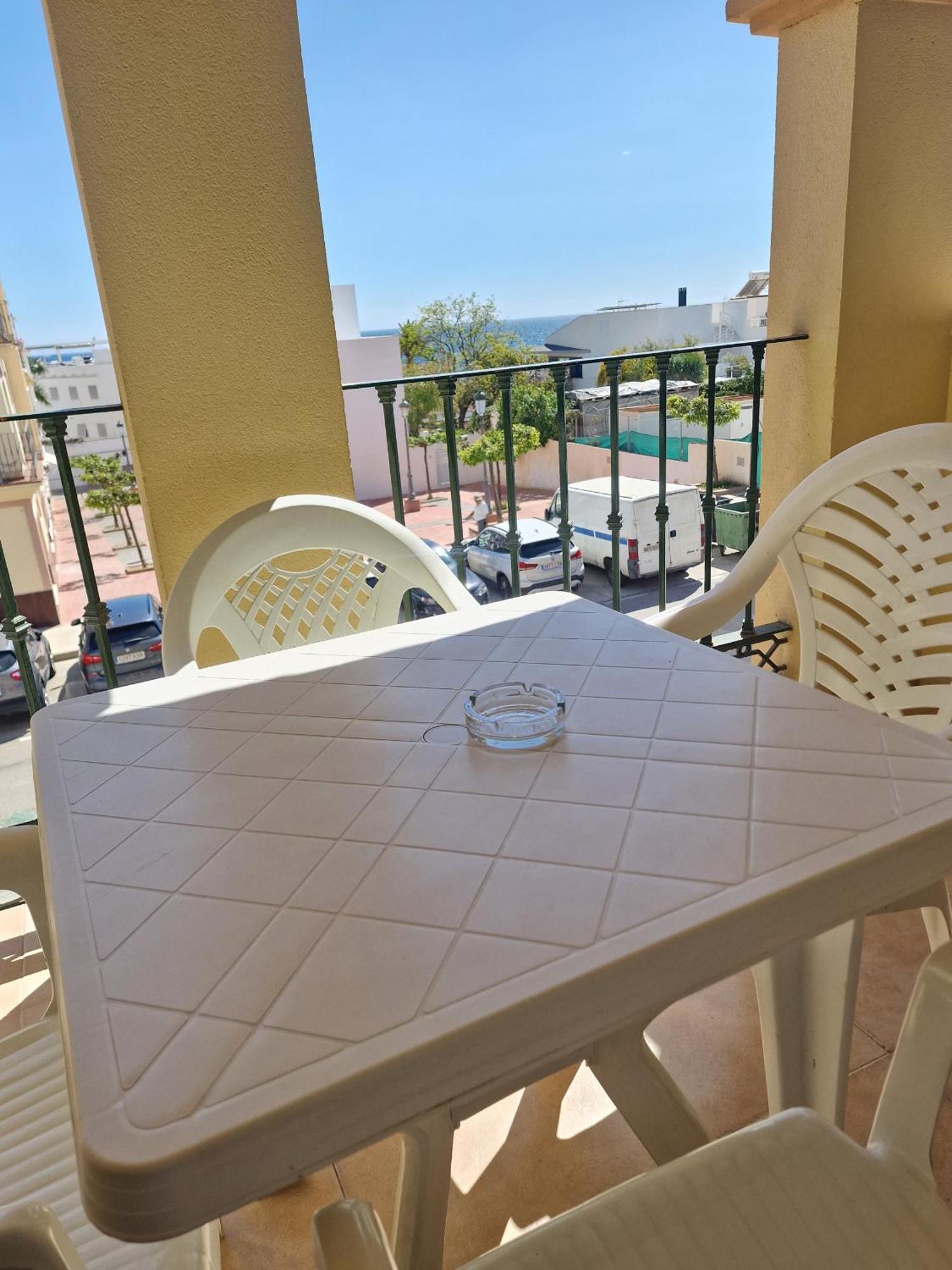 Apartamentos Latin Nerja Εξωτερικό φωτογραφία