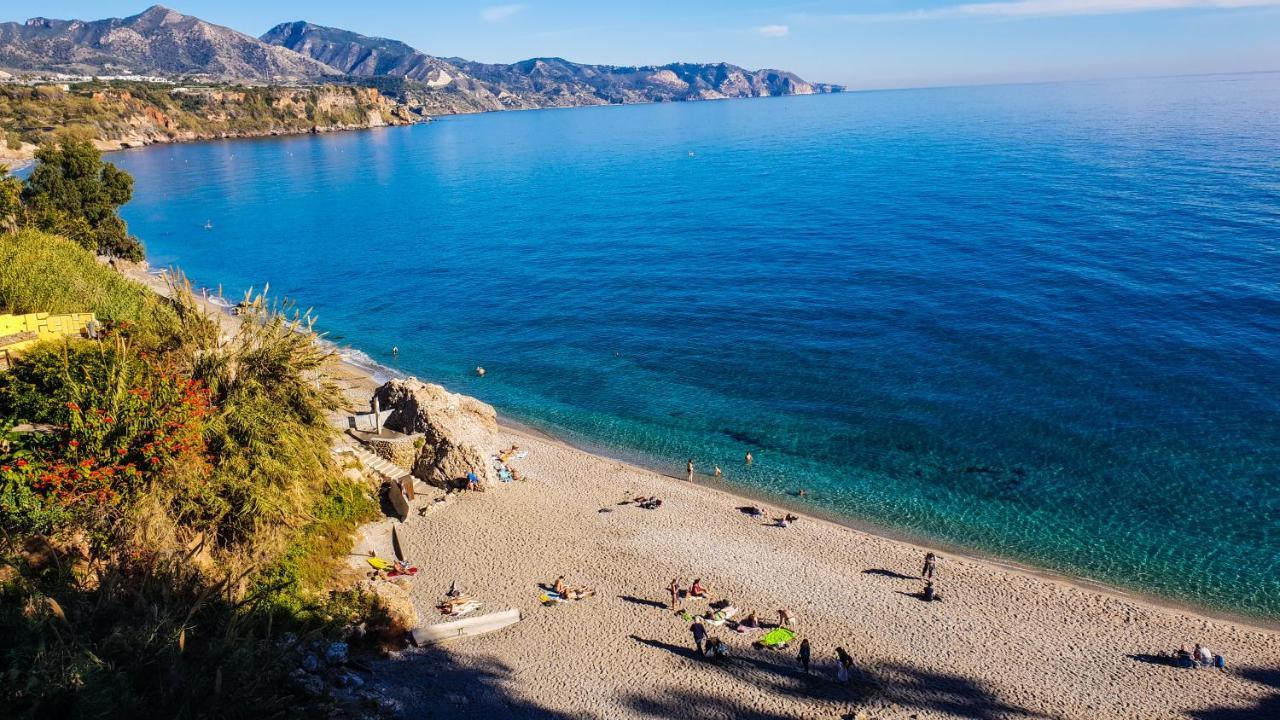 Apartamentos Latin Nerja Εξωτερικό φωτογραφία